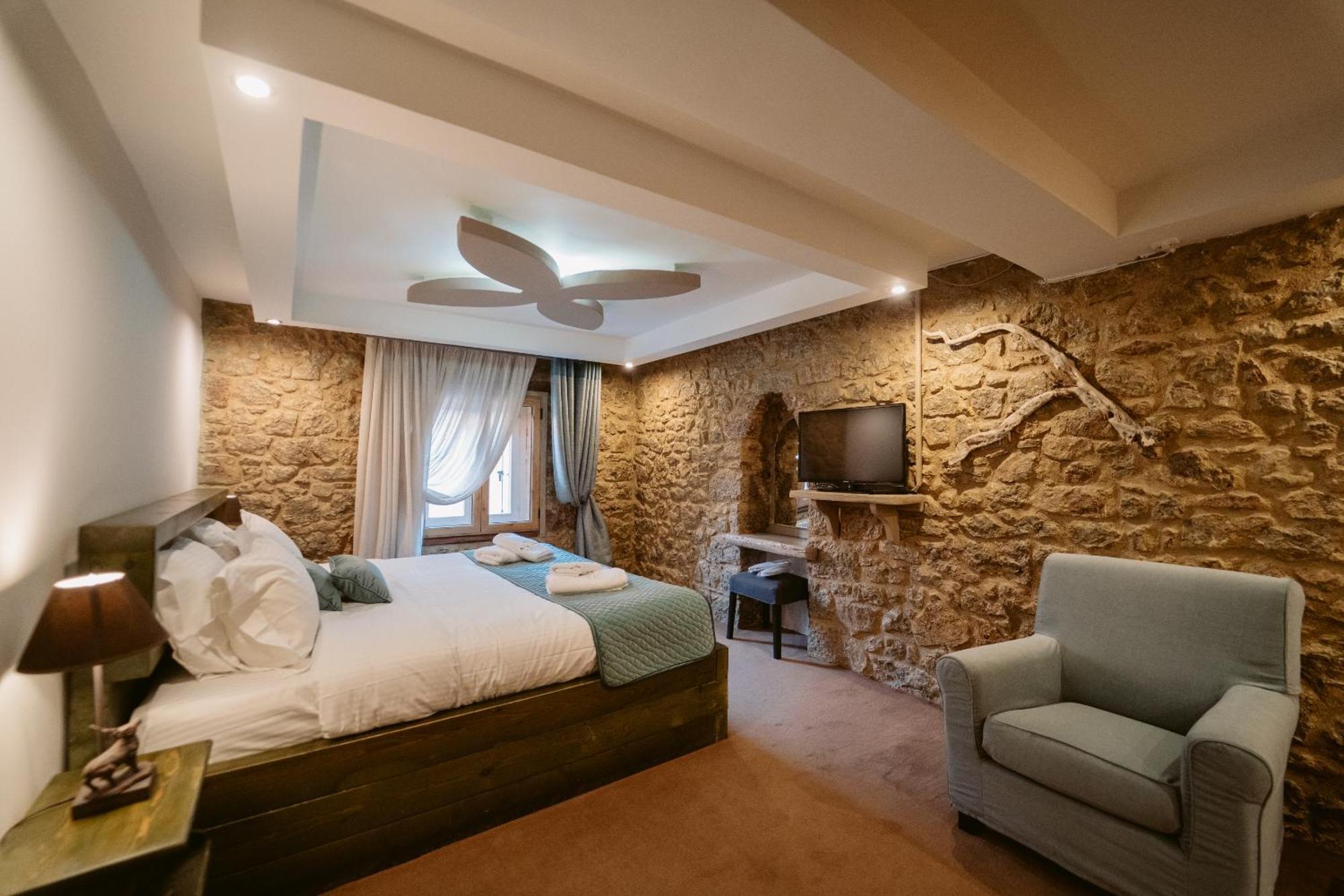 Afanos Guesthouse Arachova Pokój zdjęcie